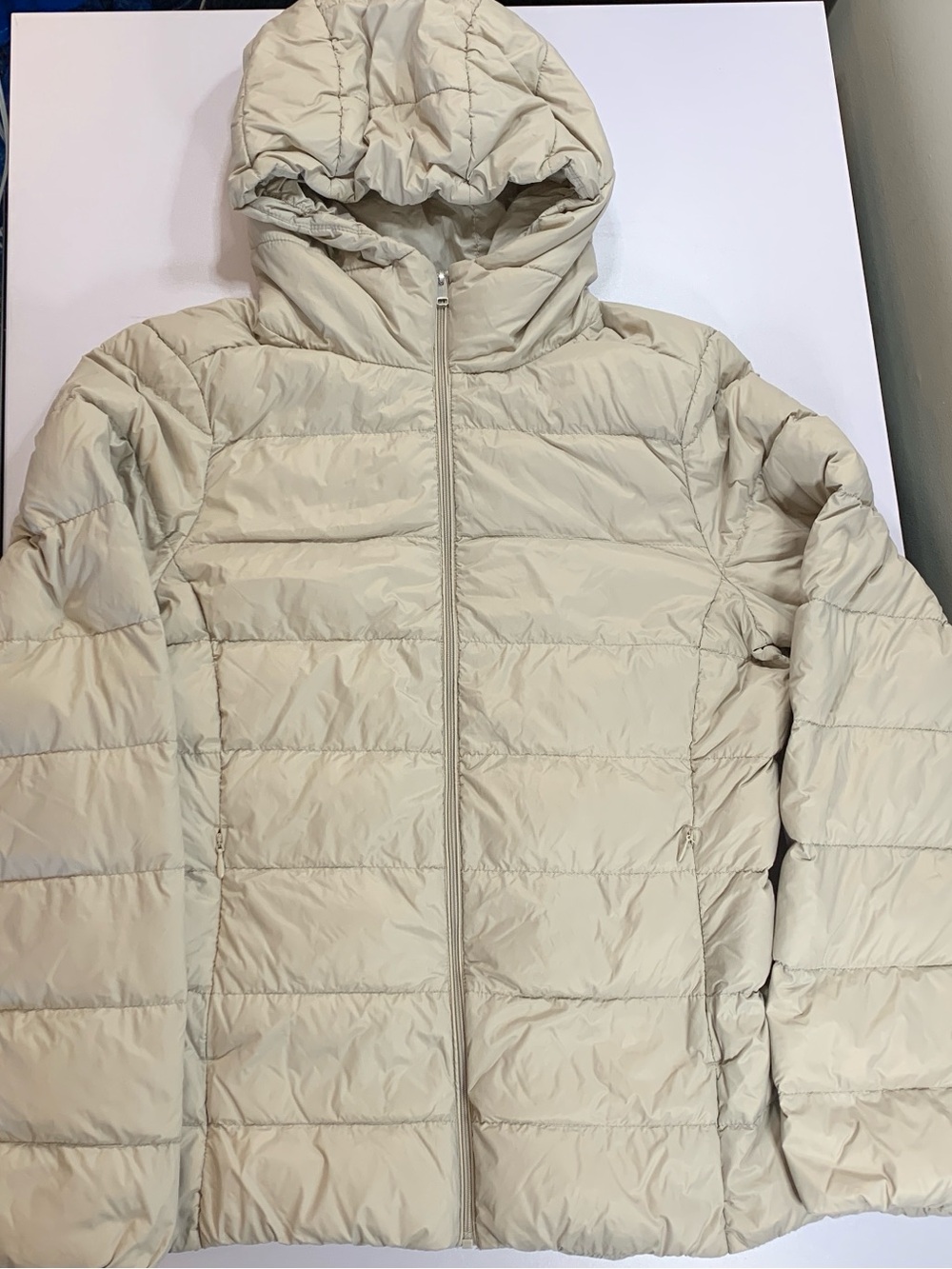 Simons Packable Coat XS Down Puffer Jacket Beige Recycled Fiber Water Resistant